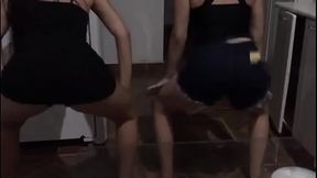 Novinha dan&ccedil_ando