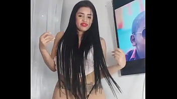 Algu&eacute_m sabe o nome dela?