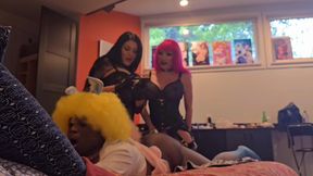 Easter Bunny Caught N pEGGED!!