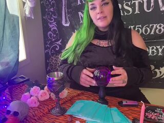 VORE - Fortune Teller Eats U!