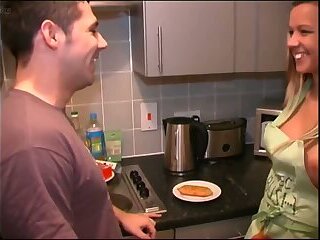 Amateur kitchen sex with couple
