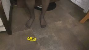 crush toy car