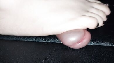 BBW big toe nails stomp cock till toe cum drips
