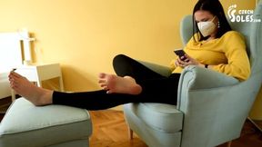 'Quarantined stilletto babe's sole satisfaction: toes'