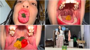 Giantess Vore – Gummy Bears Trapped in My Mouth
