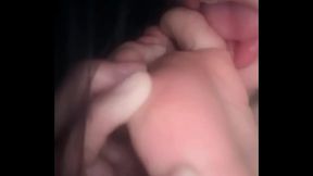 舔自己的臭騷腳取悅主人