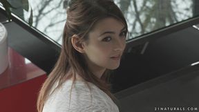 Glamourous And Natural