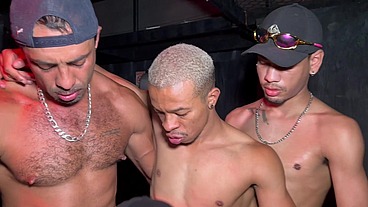 Gang Bang Com Lawrence parte 1
