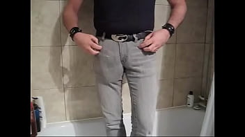 piss condom in greay 511 and black t&#039_s 2016