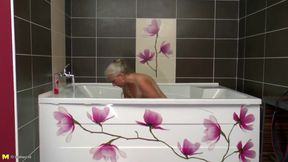Old step mom takes young cock in bathroom