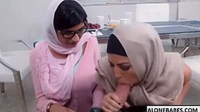 Julianna Vega Mia Khalifa Vs