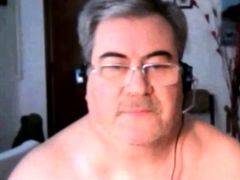 hot argentinian grandpa wanking and cumming