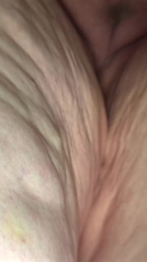 Omg! You Gonna Fucking Cum Just Watching This Maid Lady Show up to Clean the Office Bathroom with Dress No Panties - BBW SSBBW