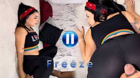 Stepsister's Frozen Game: BJ, Dry Humping, and Cumshot
