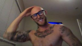 Aaron Whiskers Private Show