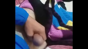 Amigo muestra su pene gordo..y grueso