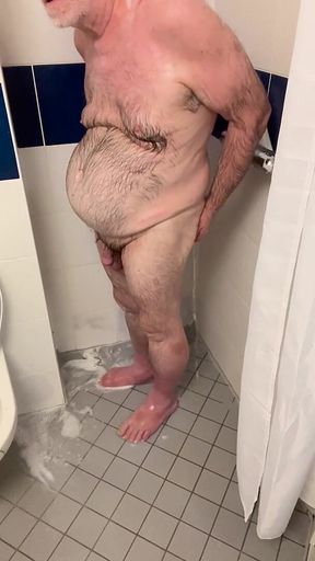 In the Shower with Coach Karl 6765