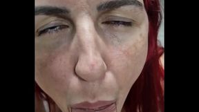 Ele pediu um boquete e eu pedi porra