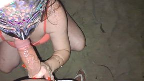 casada mamando desconhecido na praia