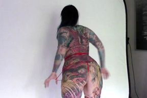 BTS Photoshoot with Tattooed Babe