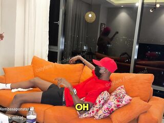 HOT FEMDOM-GODDESS TURNED A DELIVERY PIZZA MALE INTO HER VIBRATOR END UP SQUIRTING