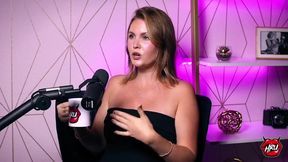 Silvia Saige and Freya Parker: Blonde Babysitter's Sensual Encounter with a Busty Milf