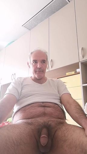 Preliminary Exercises to Start Masturbating with Pleasure!