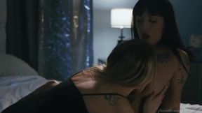 Scarlett Sage In Scarlett Fucks Tattood Lesbian