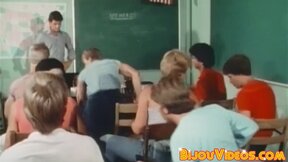 Vintage gay studs fucking bareback until hot cum erupts