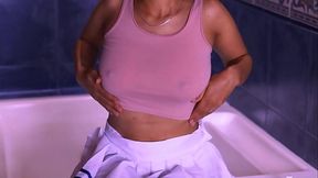 En el apartamento, se sumergieron en un juego de placer intenso y una promesa mutua de no parar hasta que ambos llegaran al cl&iacute_max