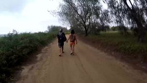 casal foge da rotina e fode na rua na beira da praia - sumaya ganesha - joy cardozo