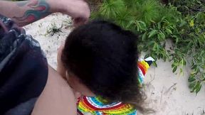 casal foge da rotina e fode na rua na beira da praia - sumaya ganesha - joy cardozo