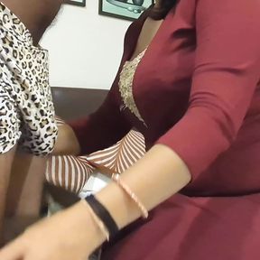 HotWife Aishaa bhabhi ko devar ne choda