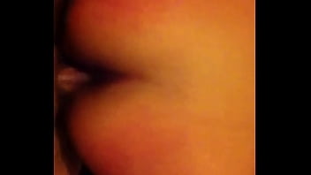 Comiendome a la novia de un amigo