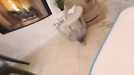 New neighbor gets a warm welcome from Kayla Kayden