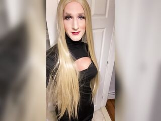 VERY SEXY Golden-Haired Crossdresser