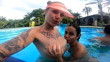 I kissed a girl and I like it