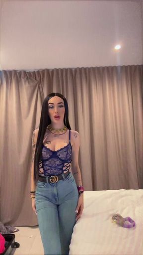 Quitamos el pantalón y hacemos un sexting?