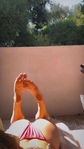 sun tanning my peach