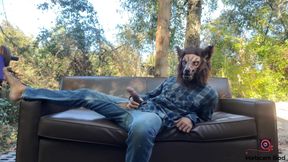There's a werewolf on my couch (4K)