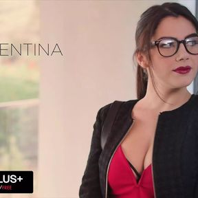 VIXENPLUS Valentina Nappi takes the biggest bbc in the world