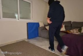 CASTIGO CON ZAPATILLA A TARDON