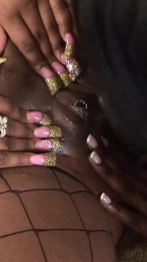 Popping Lipps with Lethal Lipps