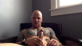 Tattooed up Heterosexual Muscle Guy Pumps a Thick Scrotum