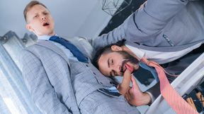 Flip-flop fuck in a suit and tie