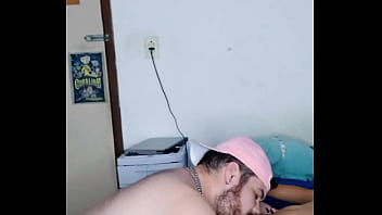 Bandido Fode o Gordinho No Pelo / Novinho Perde a Virgindade do Cu Com o Pau Pequeno do Gordinho (DOBRADINHA COMPLETA)