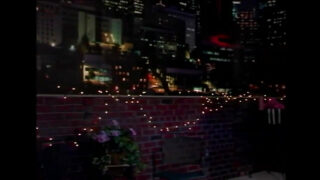 Vicky Vette cho dương vật của Tristan Segal đâm sâu vào hậu môn của mình