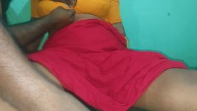 Desi Village Bhabhi Ki Hot Chut Mein Finger Full Video