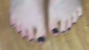 BLONDE HARDWOOD BLACK GEL TOE POLISH