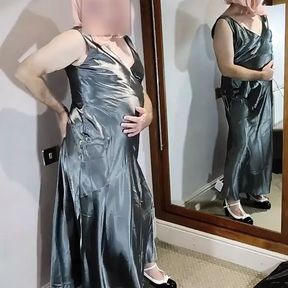 Uk tv slut long satin ball gown very sexy and erotic